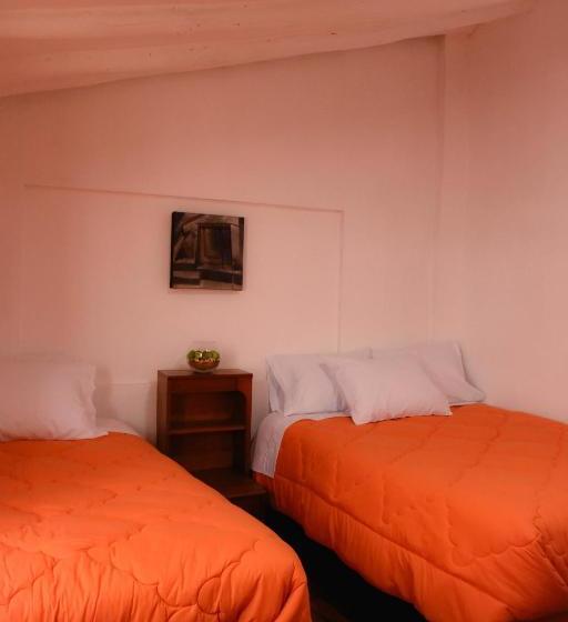 Hotel Ediko´s House