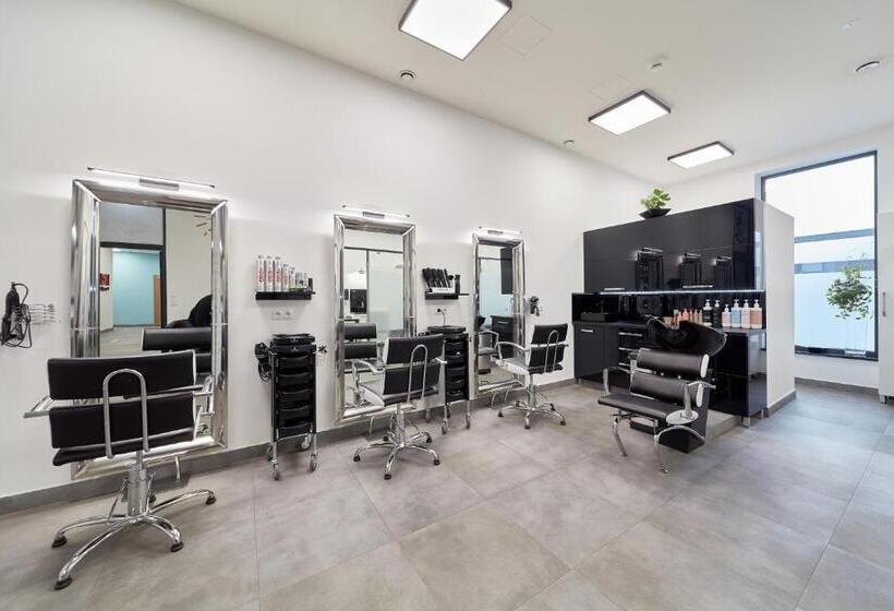 בית מלון כפרי Ibis Styles Nowy Targ