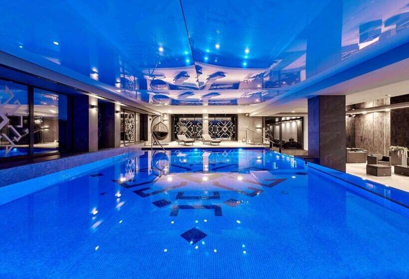 בית מלון כפרי Ibis Styles Nowy Targ