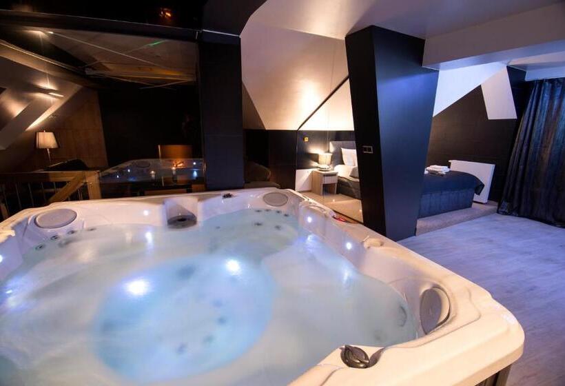 בית מלון כפרי Jakuszyce Sport & Spa