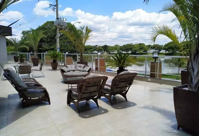 ホテル Jhs Palace