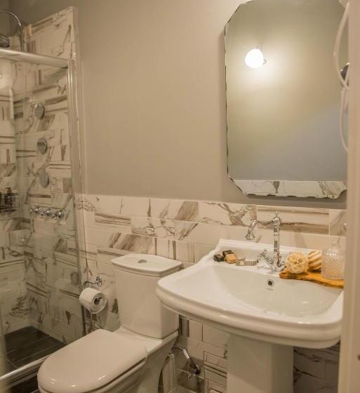 בית מלון כפרי Kyria Boutique House