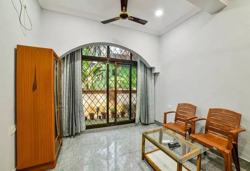 Hotelli Pavitra Beach Home By Oyo Rooms