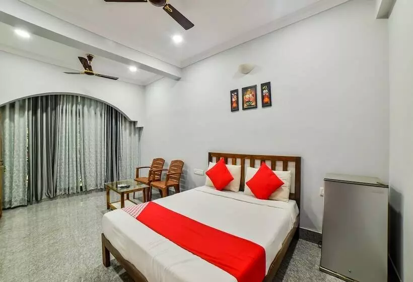 Hotelli Pavitra Beach Home By Oyo Rooms