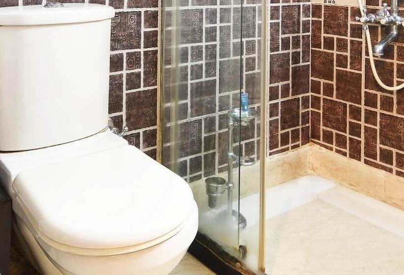 膳宿费 Baljeet Lodge