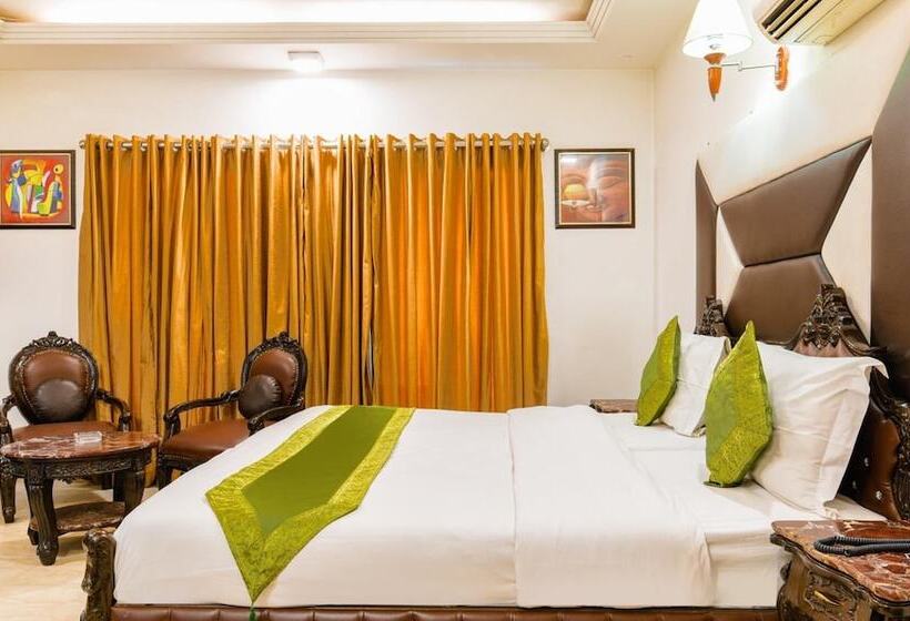 膳宿费 Baljeet Lodge