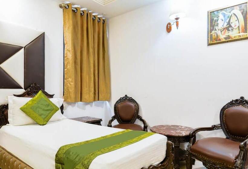 膳宿费 Baljeet Lodge