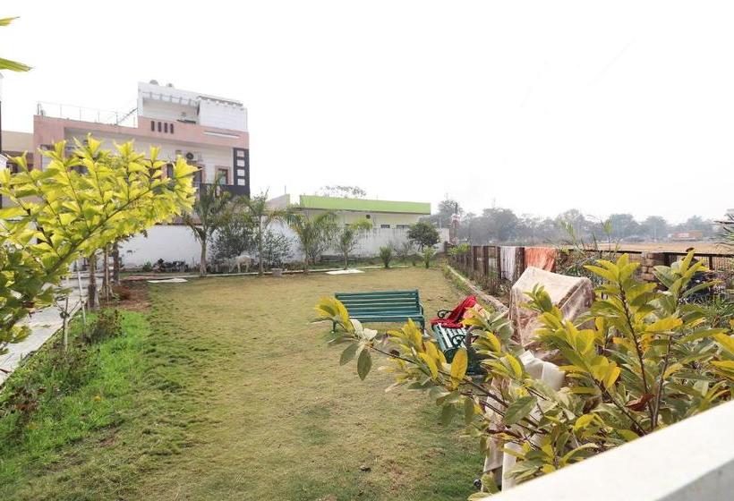 پانسیون Love Guest House By Oyo Rooms