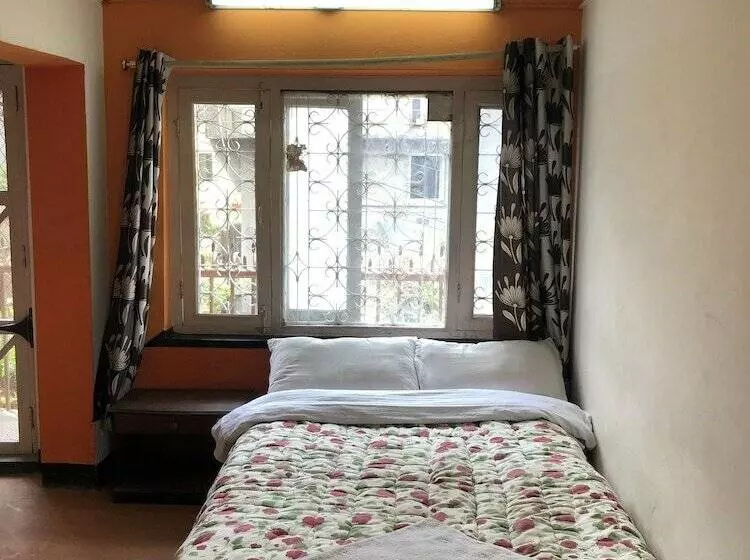 پانسیون Nirvana Green Peace Home