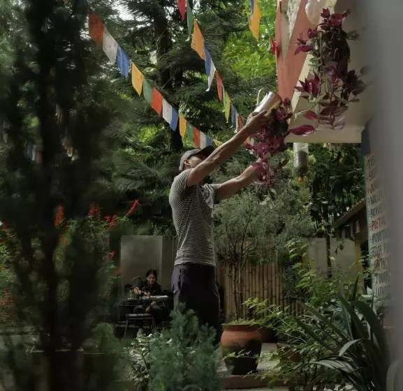 پانسیون Nirvana Green Peace Home