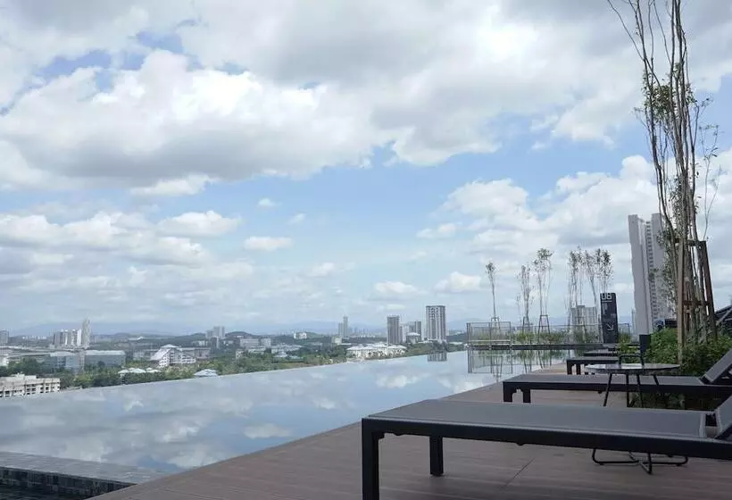 Tamarind Suites By Superhost Management