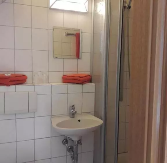 Aamiaismajoitus (B&B) Haus überland