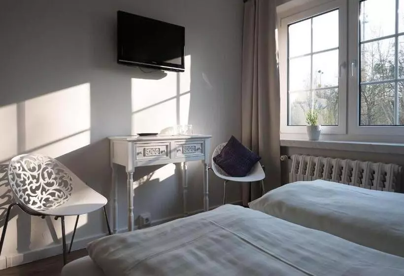 Aamiaismajoitus (B&B) Haus überland