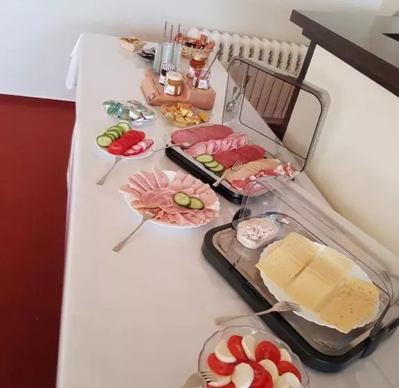 Aamiaismajoitus (B&B) Haus überland