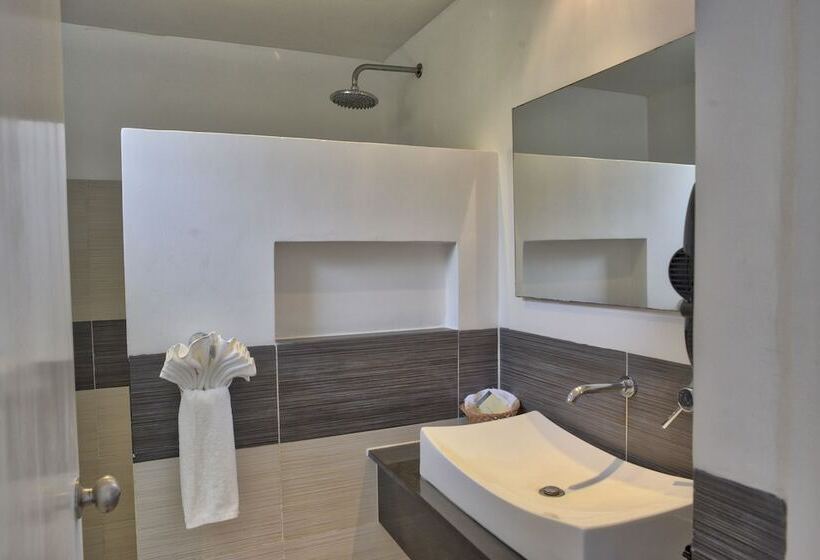 Blue Bay Vacation Rentals At Vista Mare