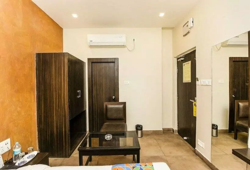 Fabhotel De Sivalika 500m From Belur Math