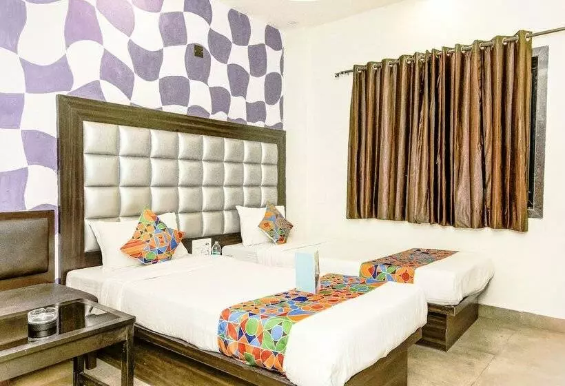 Fabhotel De Sivalika 500m From Belur Math