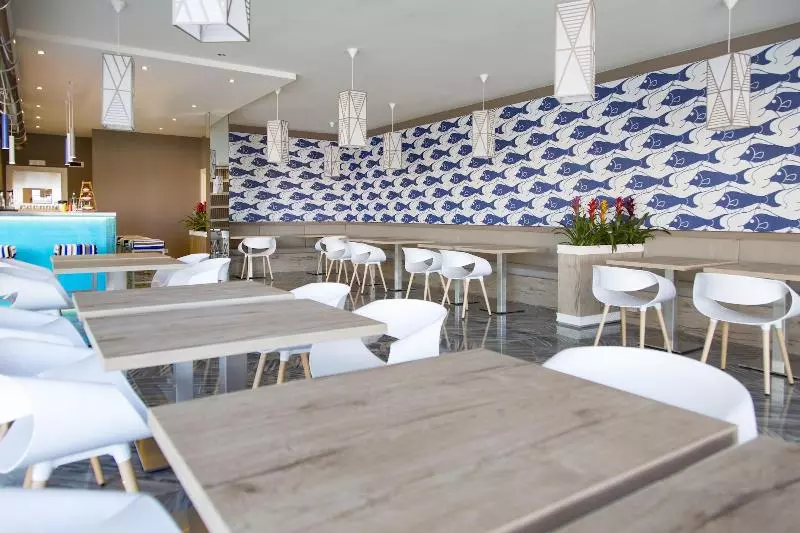 簡易ホテル Sandalia Boutique Hotel   Adults Only