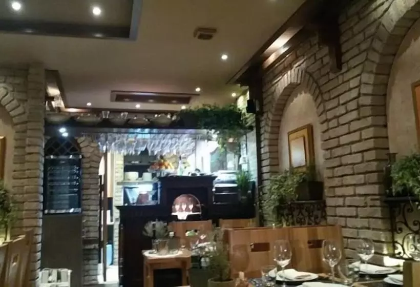 هتل Bosanska Kuca