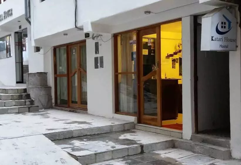 ホテル Catari's House