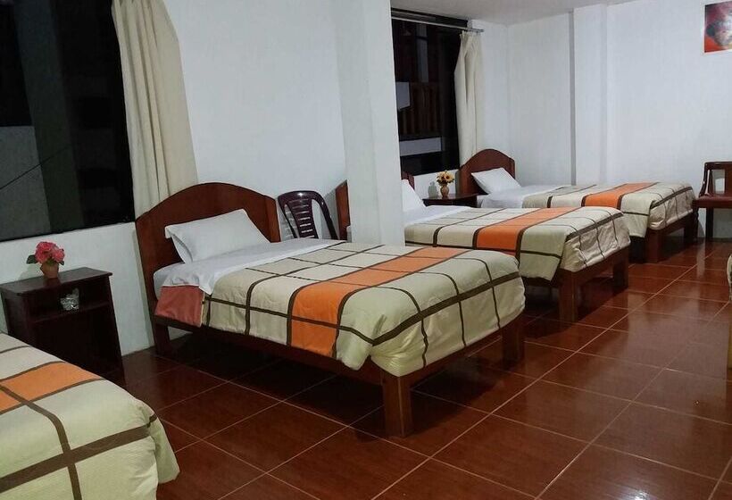 Hotel Catari's House