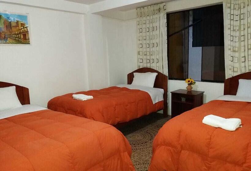 Hotel Catari's House