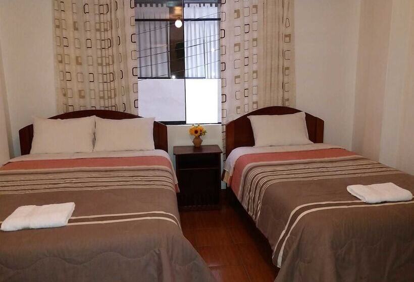 Hotel Catari's House