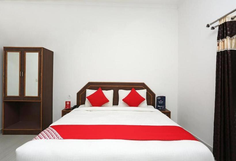 בית מלון כפרי Capital O 23129 Chelsea Palace