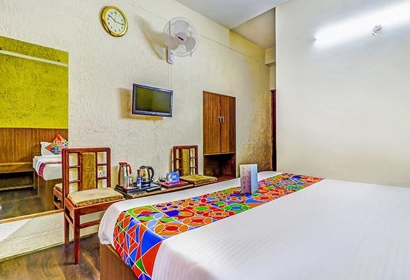 Fabhotel Oak Ridge Retreat