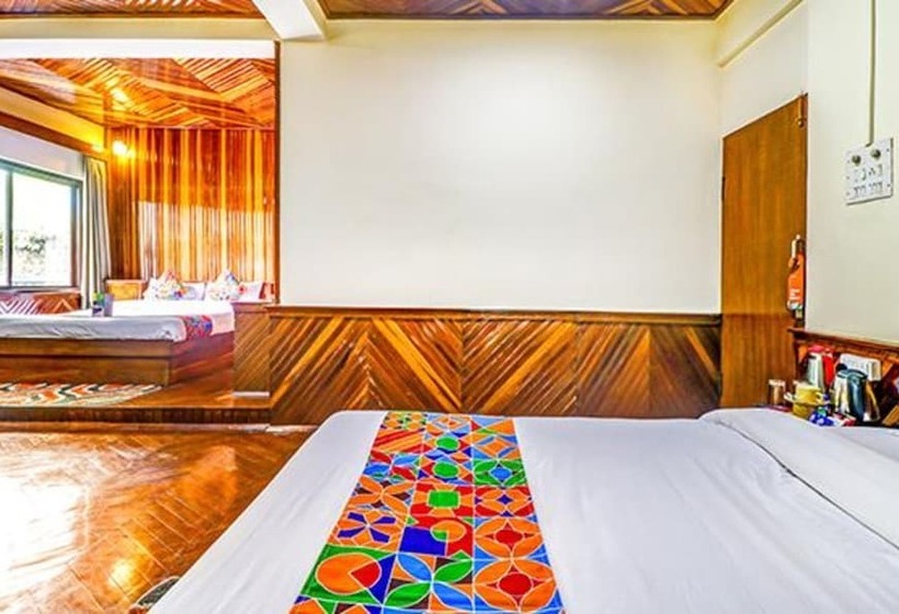 Fabhotel Oak Ridge Retreat