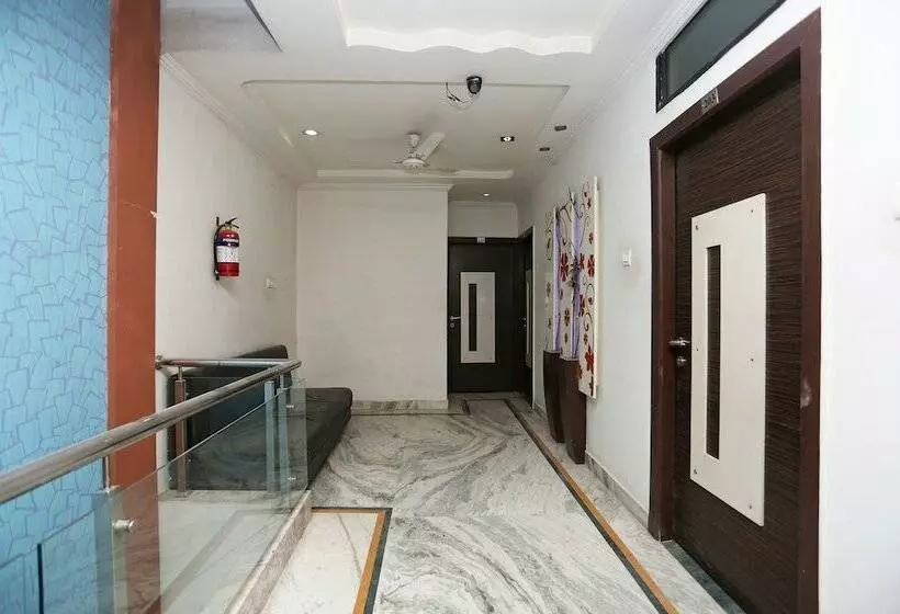 هتل Gaurav Palace By Oyo Rooms