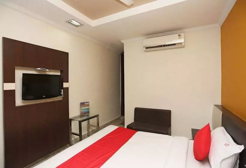 هتل Gaurav Palace By Oyo Rooms