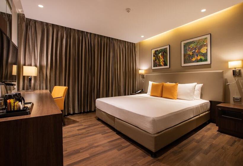 Lemon Tree Hotel Viman Nagar Pune