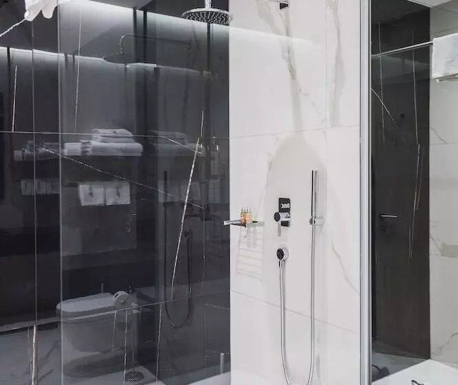 Hotelli Pod Zidom Rooms