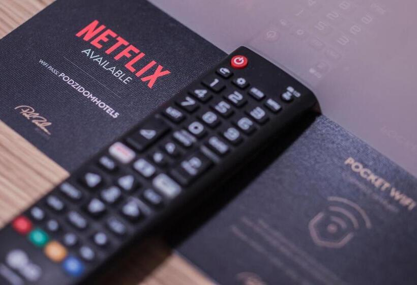 هتل Pod Zidom Rooms