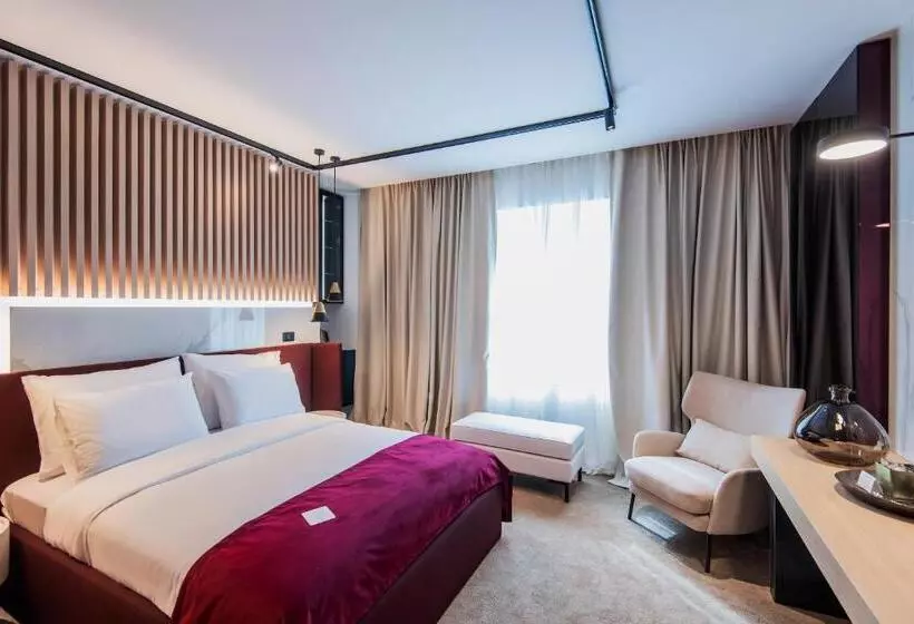 Hotelli Pod Zidom Rooms