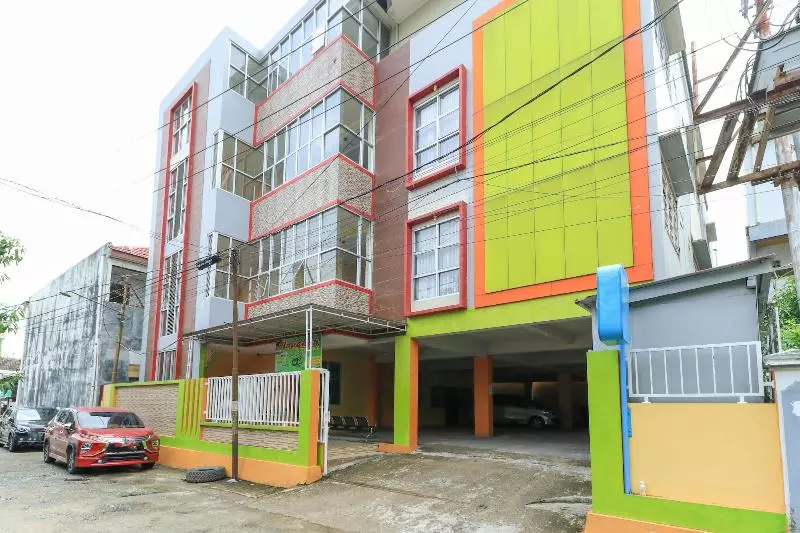 Hotelli Raudah Guest House Samarinda