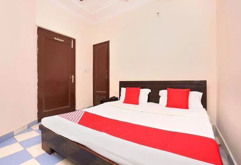 هتل Rr Residency By Oyo Rooms