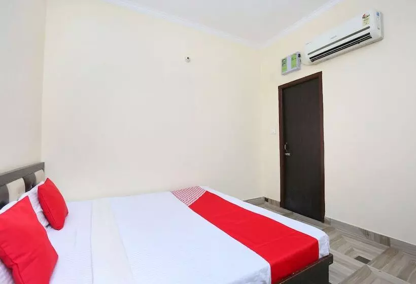 هتل Rr Residency By Oyo Rooms