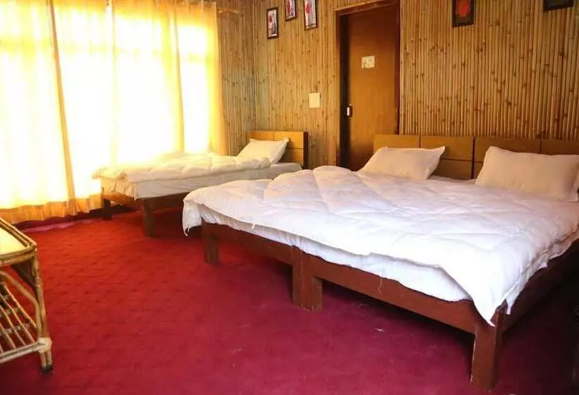 هتل Stayapart Cascade Resort