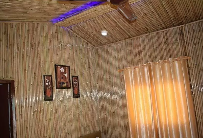 هتل Stayapart Cascade Resort