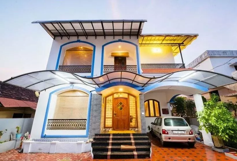 هتل Stayapart Peter S Inn Home Stay