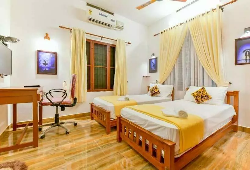 هتل Stayapart Peter S Inn Home Stay
