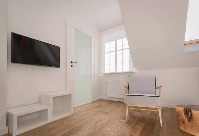 Kolorowe Pola Boutique B&b