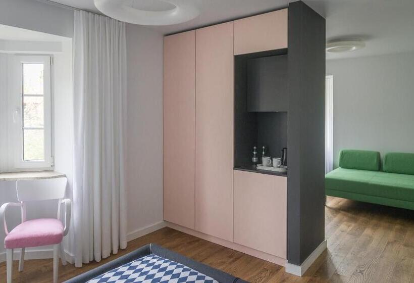 Kolorowe Pola Boutique B&b