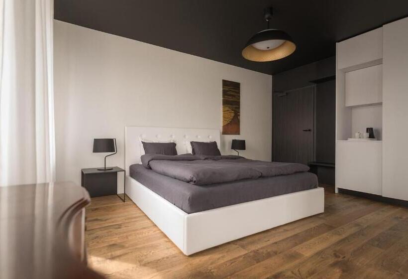 Kolorowe Pola Boutique B&b