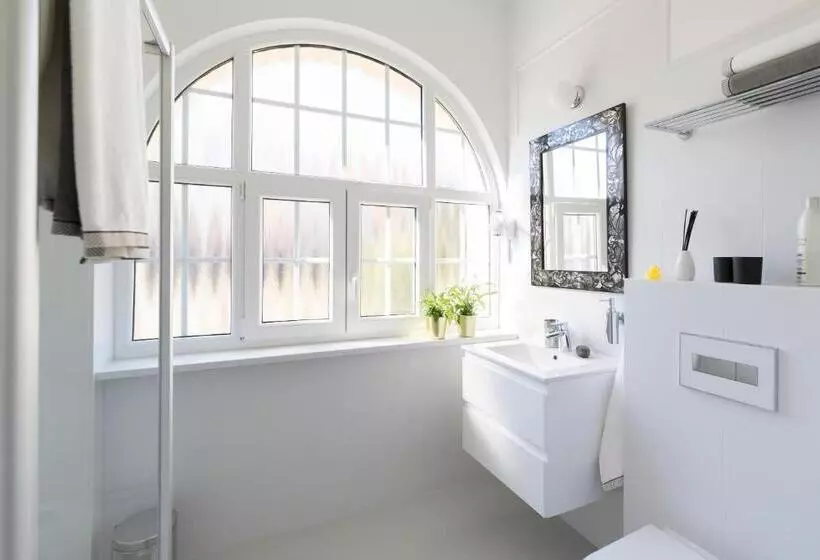 Kolorowe Pola Boutique B&b