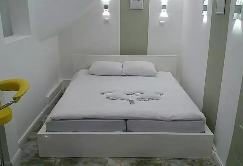 Lepi Apartments