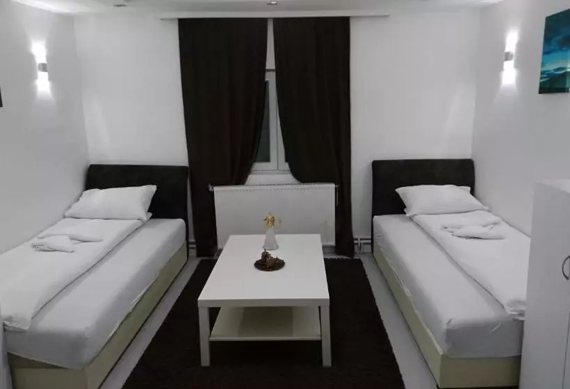 Lepi Apartments