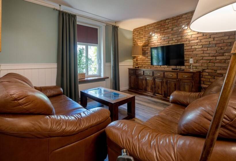 Old House Apartments Poznań